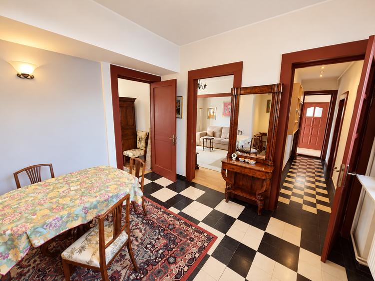 Apartament cu 2 camere decomandat în Eminescu