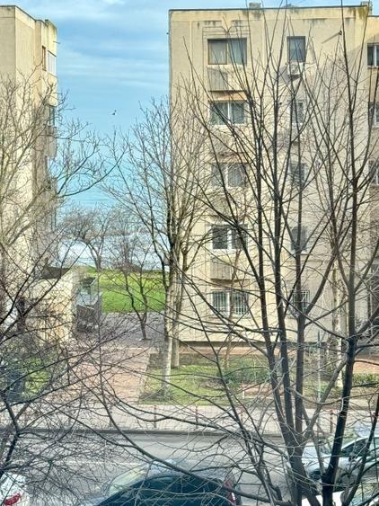 Apartament cu 3 camere decomandat în Ultracentral