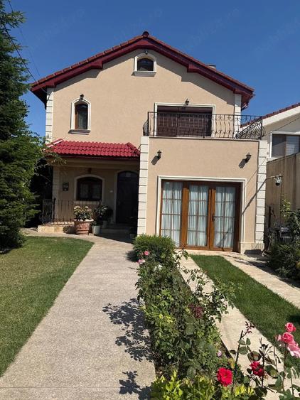 Casă cu Teren 800 Mp în Cumpăna