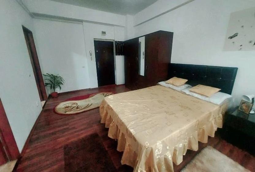 Garsonieră decomandată în Fundeni