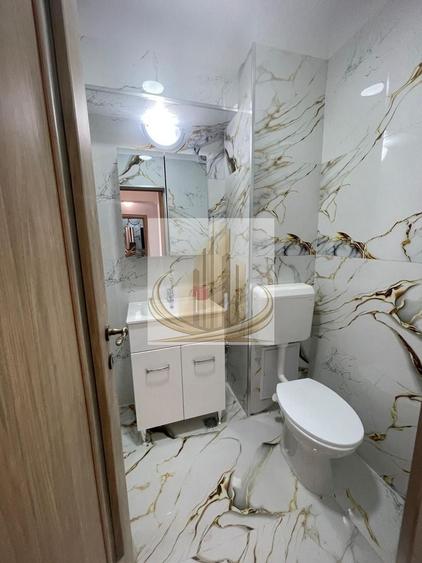 Apartament cu 3 camere, mobilat în Central