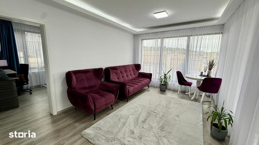 Casă cu 5 camere cu Teren 600 Mp în Aroneanu