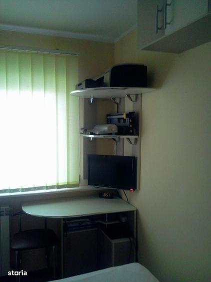 Apartament cu 3 camere decomandat în Dacia