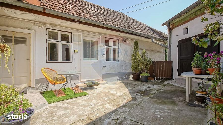 Casă cu 3 camere în Schei