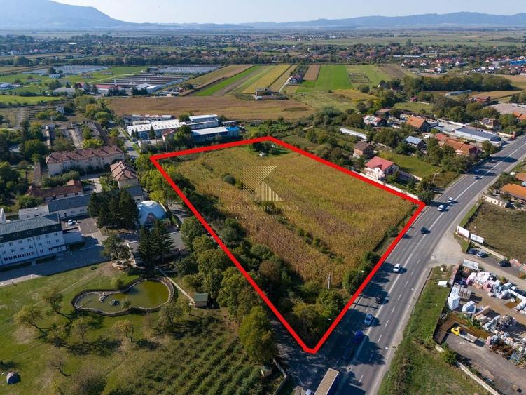 Teren Construcții intravilan de 20500 mp, în Stupini