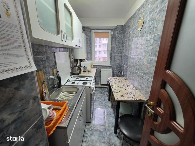 Apartament cu 2 camere în Viziru 3
