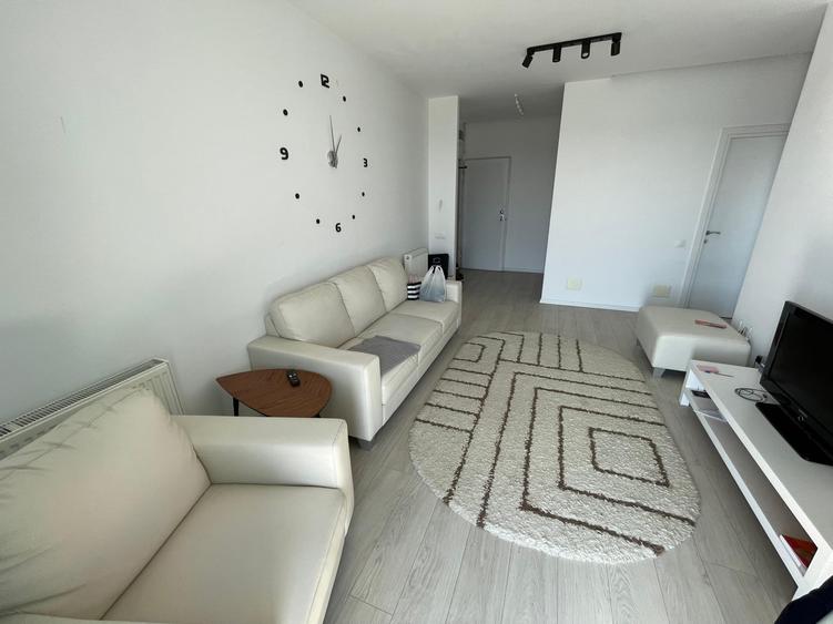 Apartament cu 3 camere decomandat, mobilat în Brâncoveanu