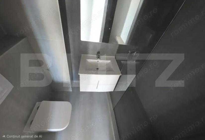 Apartament cu 3 camere semidecomandat în Central