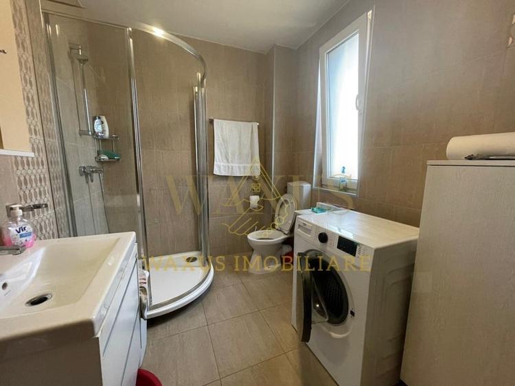 Duplex cu 5 camere cu Canalizare în Florești