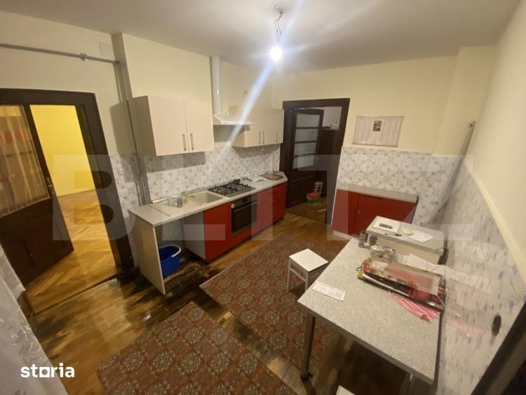 Casă cu 4 camere cu Teren 450 Mp în Odobescu
