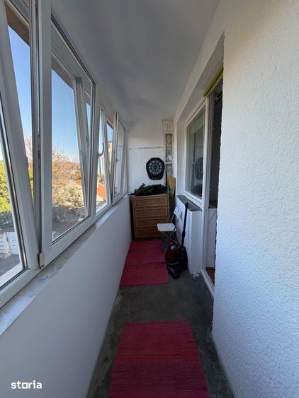 Apartament cu 3 camere în Orașul Nou
