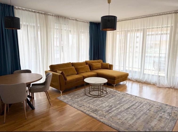 Apartament cu 3 camere în Băneasa