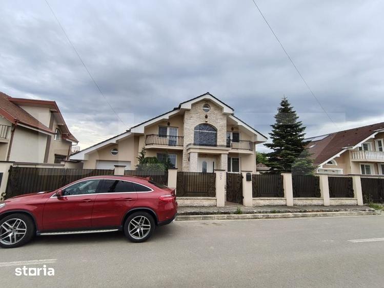 Casă cu 6 camere cu Teren 800 Mp în Sânmartin