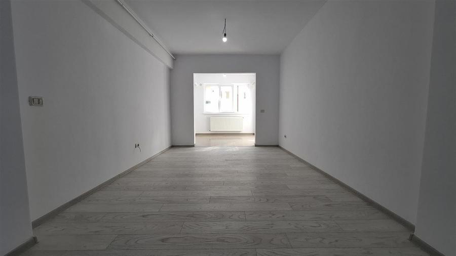 Apartament cu 3 camere decomandat în Valea Lupului