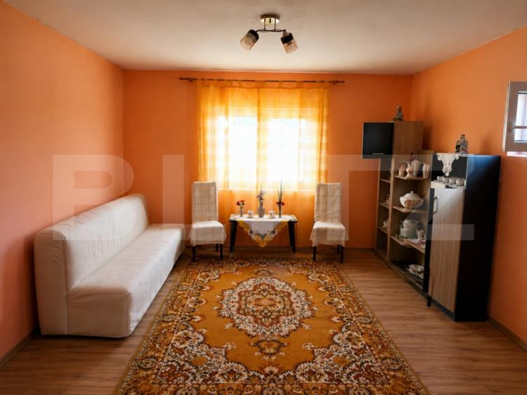 Casă cu 1 camere cu Teren 1100 Mp în Domănești