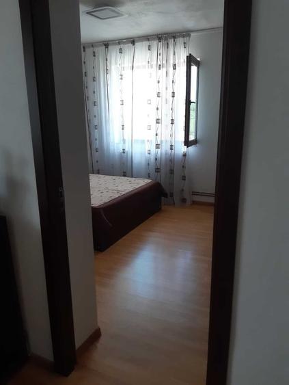 Apartament cu 2 camere decomandat în Preajba Mare