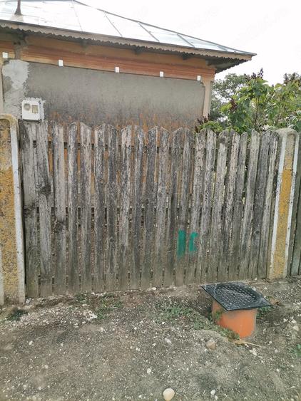 Casă cu 3 camere cu Teren 1133 Mp în Văleni