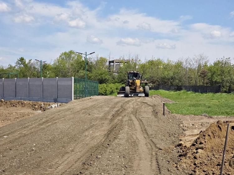 Teren Construcții intravilan de 393 mp, în Theodor Pallady