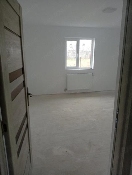 Casă cu 3 camere cu Teren 500 Mp în Pecineaga
