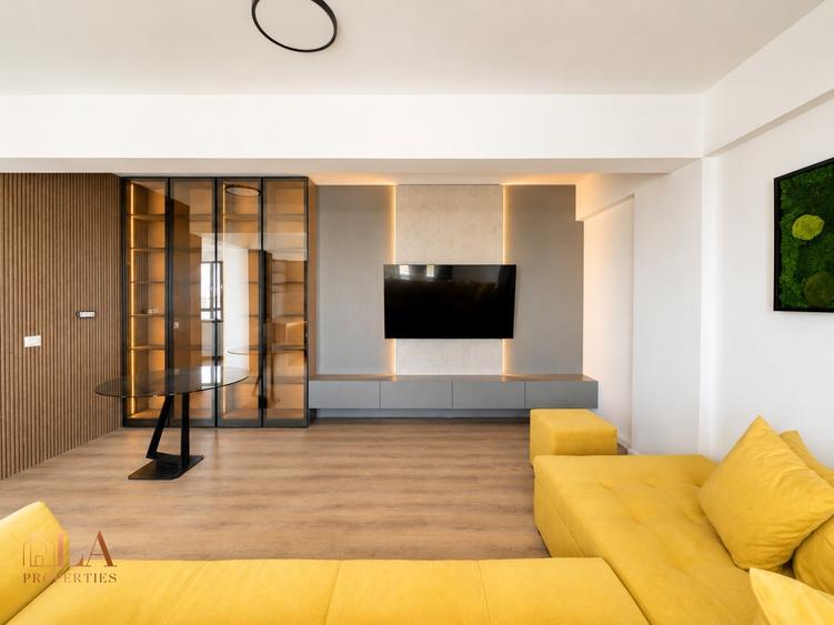 Penthouse cu 3 camere decomandat în Bragadiru