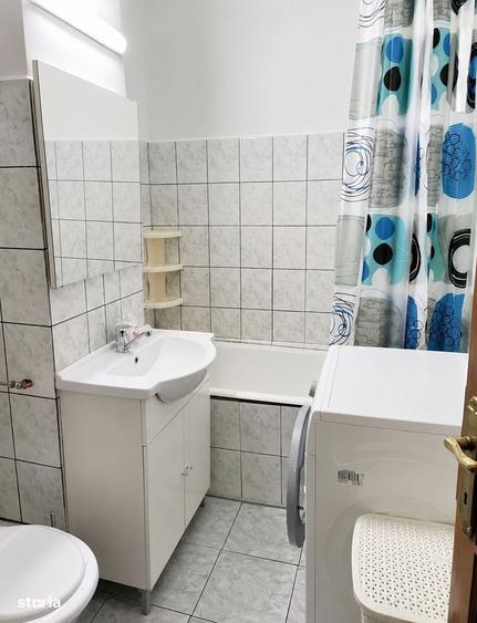 Apartament cu 2 camere decomandat în Soarelui