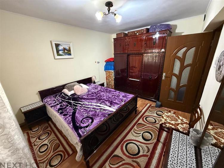 Apartament cu 3 camere decomandat, mobilat în Central
