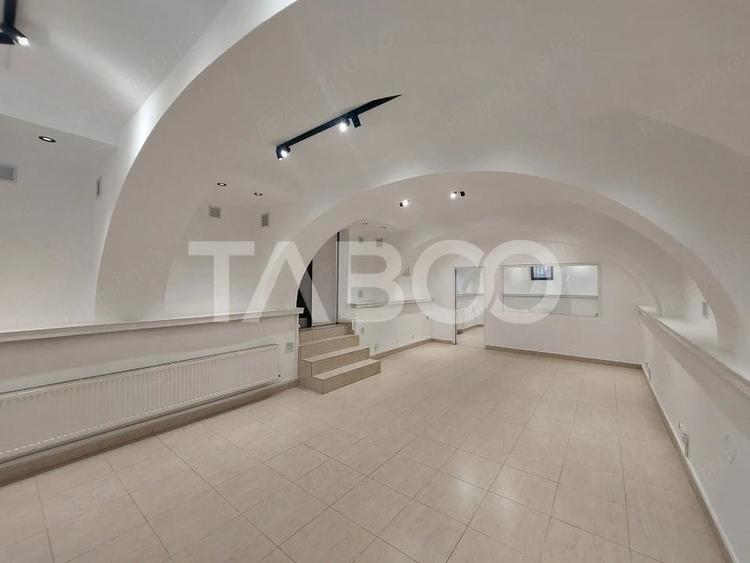 Spațiu comercial, de 94 mp, în Central