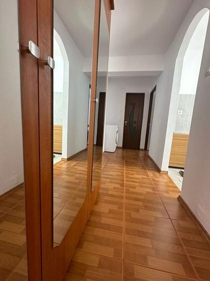 Apartament cu 2 camere decomandat în Eroilor