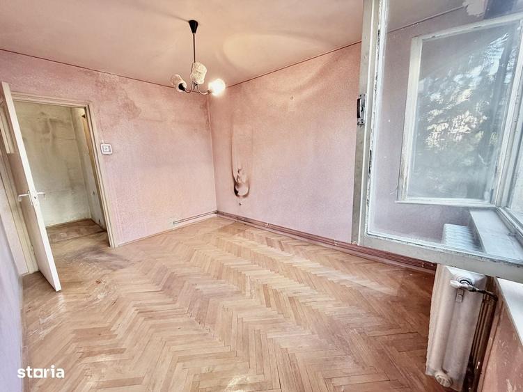 Apartament cu 2 camere nedecomandat în Tudor