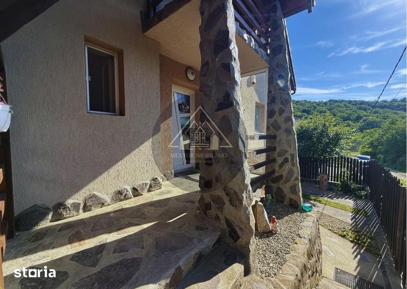 Casă decomandat cu Teren 500 Mp în Central