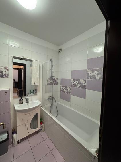 Apartament cu 2 camere decomandat, mobilat în Ronaț