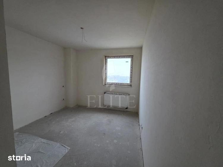 Apartament cu 3 camere decomandat în Mărăști