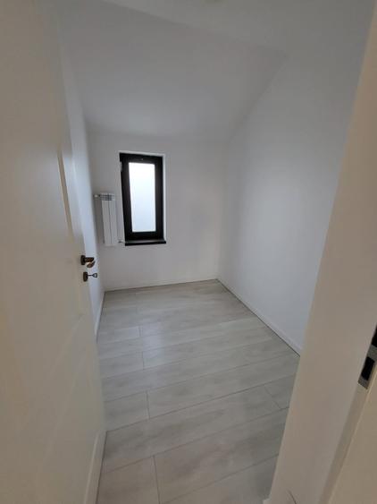 Casă individuală cu 4 camere cu Teren 379 Mp în Balotești