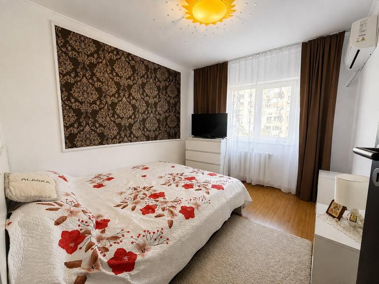 Apartament cu 3 camere decomandat în Rahova