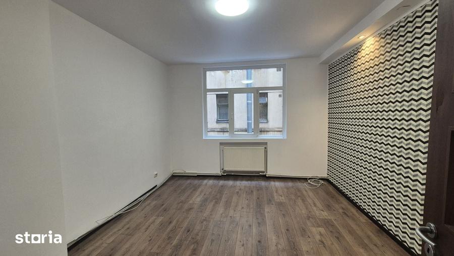 Apartament cu 3 camere în Centrul Istoric