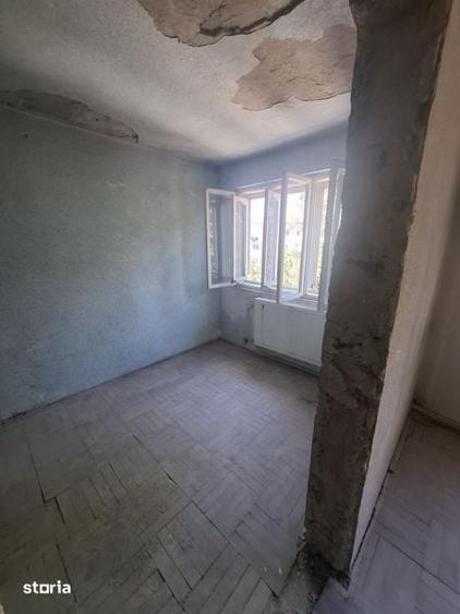 De vanzare ap. pregatit de renovare - 6