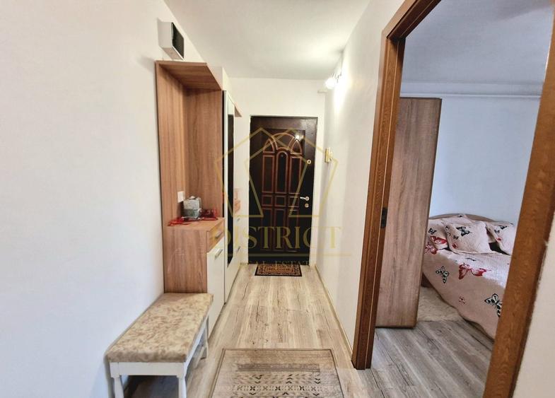 Apartament cu 3 camere semidecomandat, mobilat în Șagului