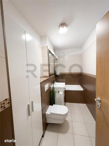 Apartament cu 3 camere decomandat în Decebal