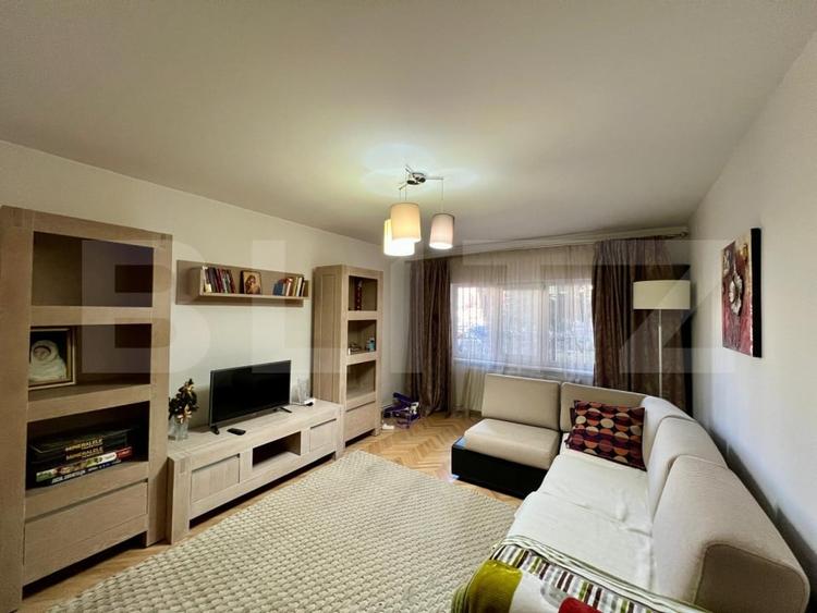 Apartament cu 3 camere decomandat, mobilat în Brazda lui Novac
