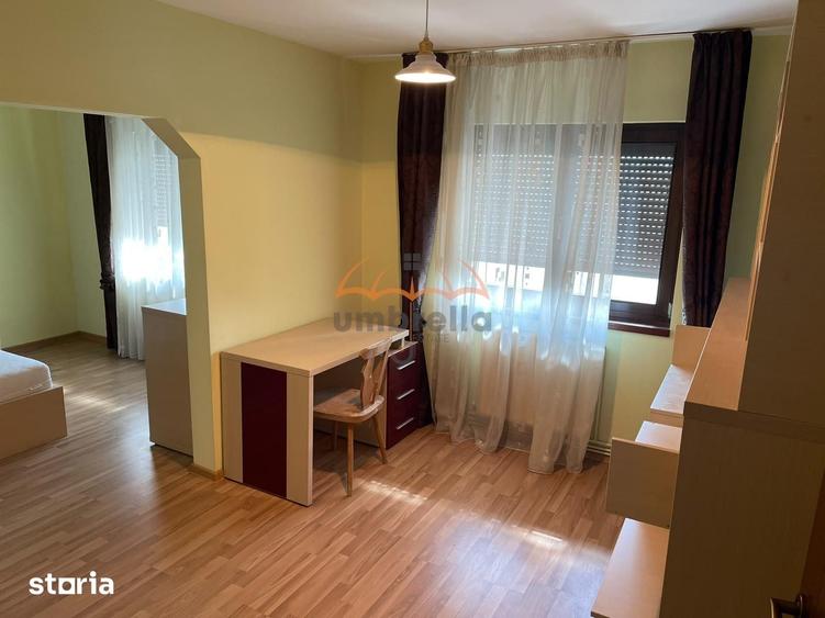 Apartament cu 4 camere în Traian