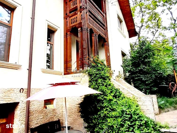 Casă cu 5 camere cu Teren 192 Mp în Sud