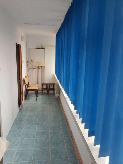 Apartament cu 2 camere decomandat în Nicolina