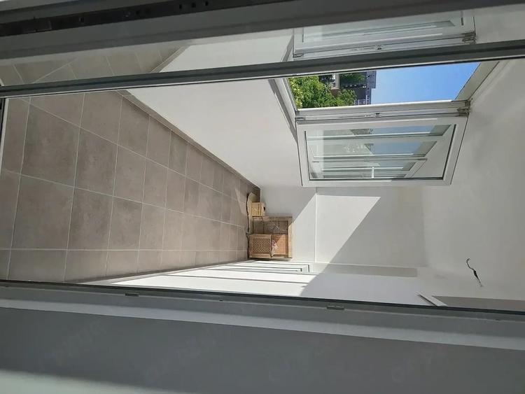 Apartament cu 2 camere semidecomandat în Gorjului