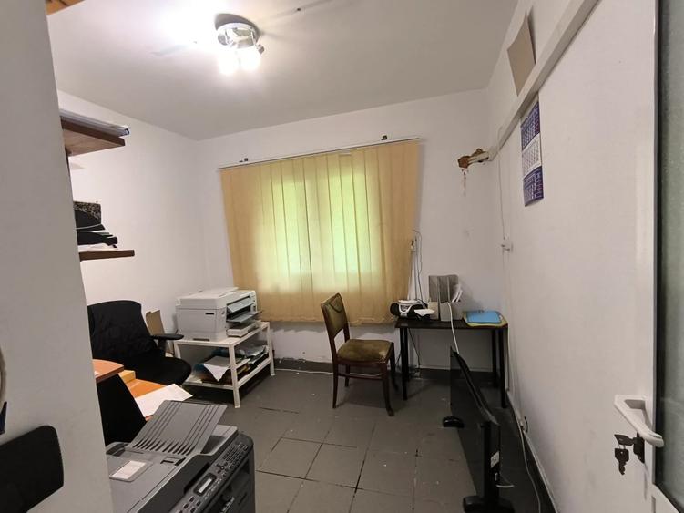 Apartament cu 3 camere în Năvodari