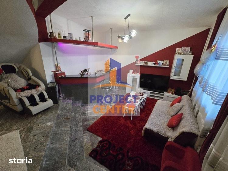 Casă cu Teren 585 Mp în Bradu