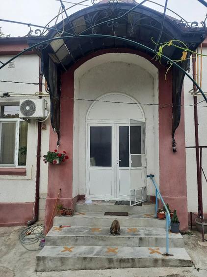 Casă cu Teren 165 Mp în Central