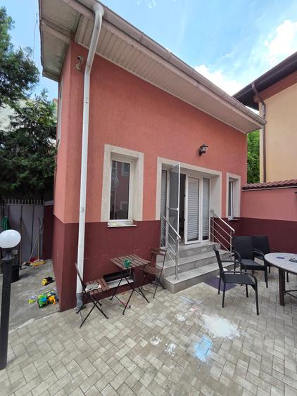 Piata Muncii/Vatra Luminoasa/Casa 6 Camere de Inchiriat/ - 22