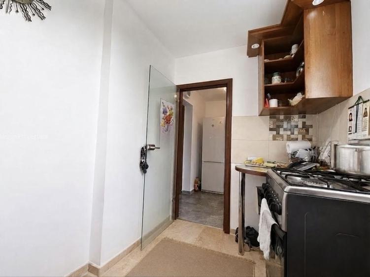 Apartament cu 2 camere nedecomandat în Brâncoveanu
