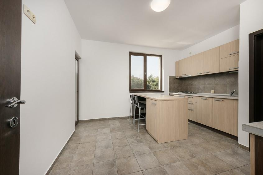 Duplex cu 5 camere cu Piscina în Pipera