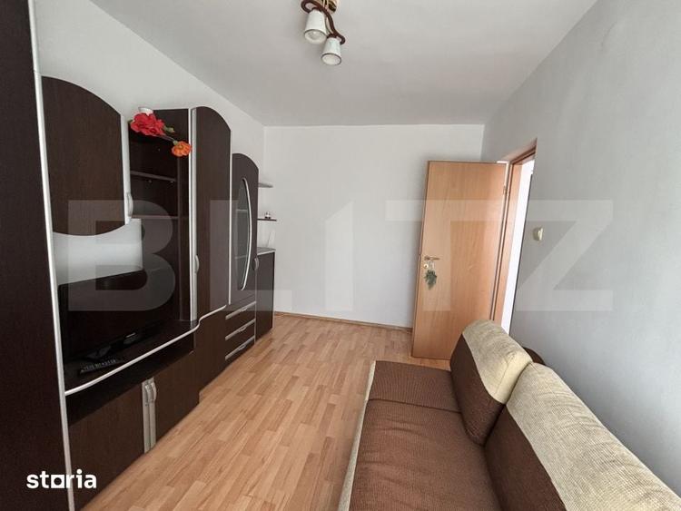 Garsonieră în Vest